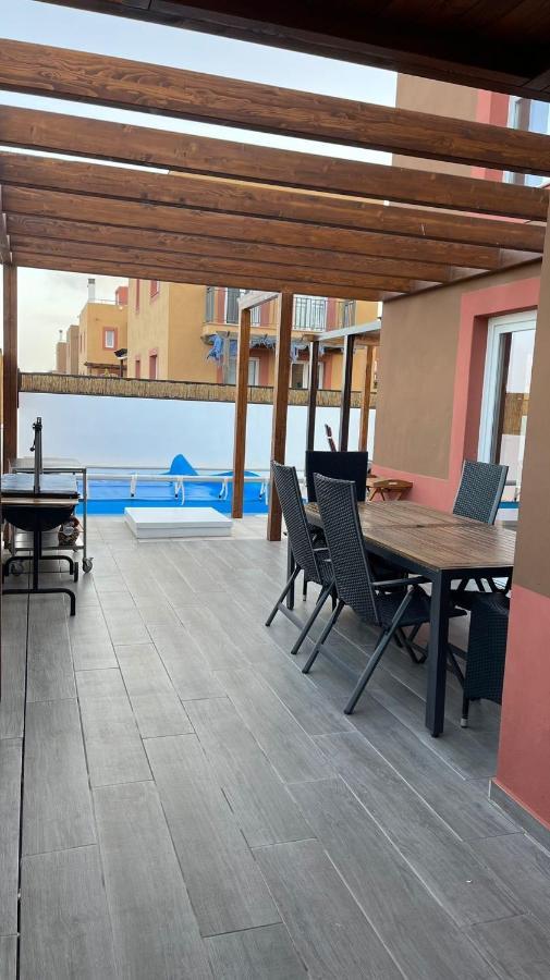 Villa Marie Agradable Y Tranquila Maison Con Piscina Коральео Экстерьер фото