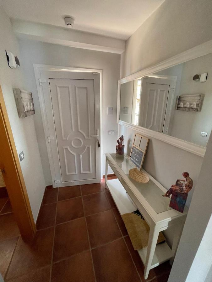 Villa Marie Agradable Y Tranquila Maison Con Piscina Коральео Экстерьер фото