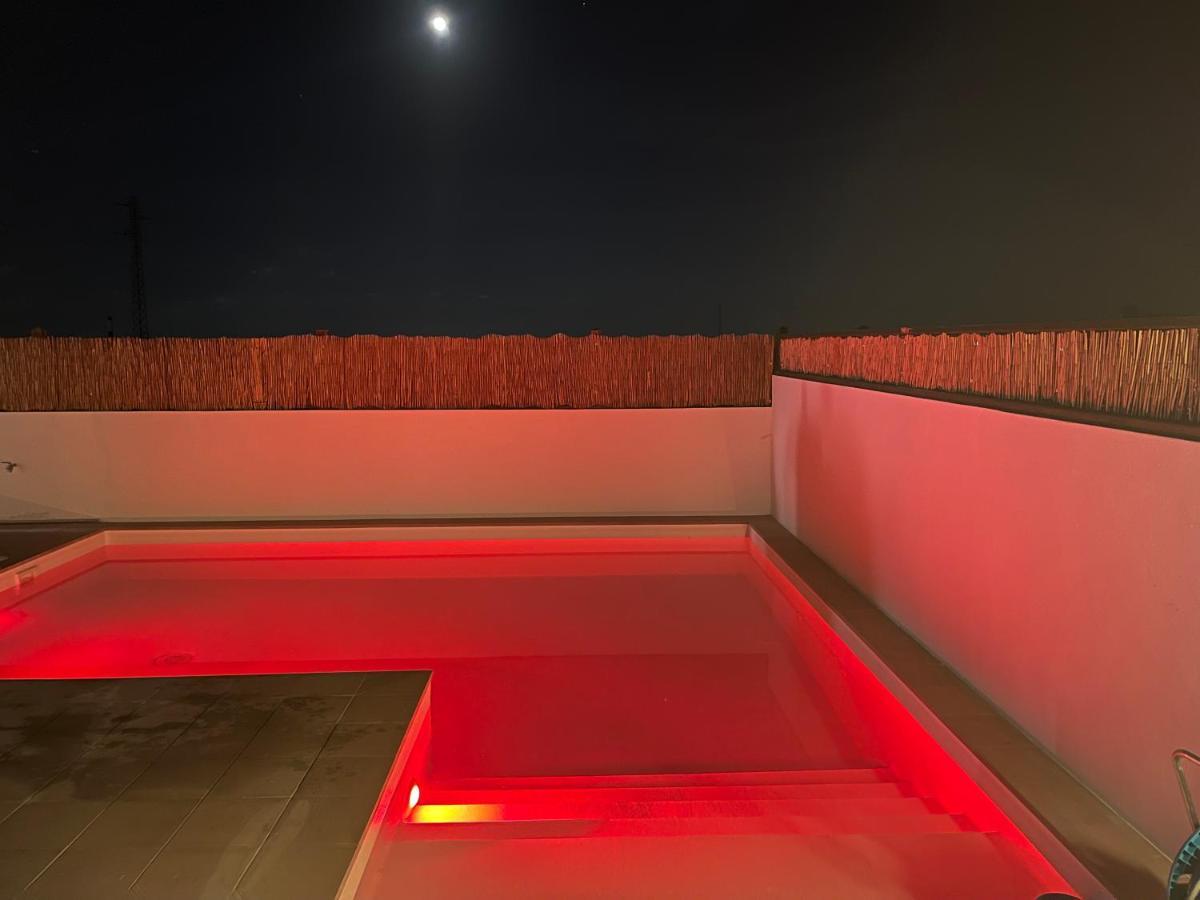 Villa Marie Agradable Y Tranquila Maison Con Piscina Коральео Экстерьер фото